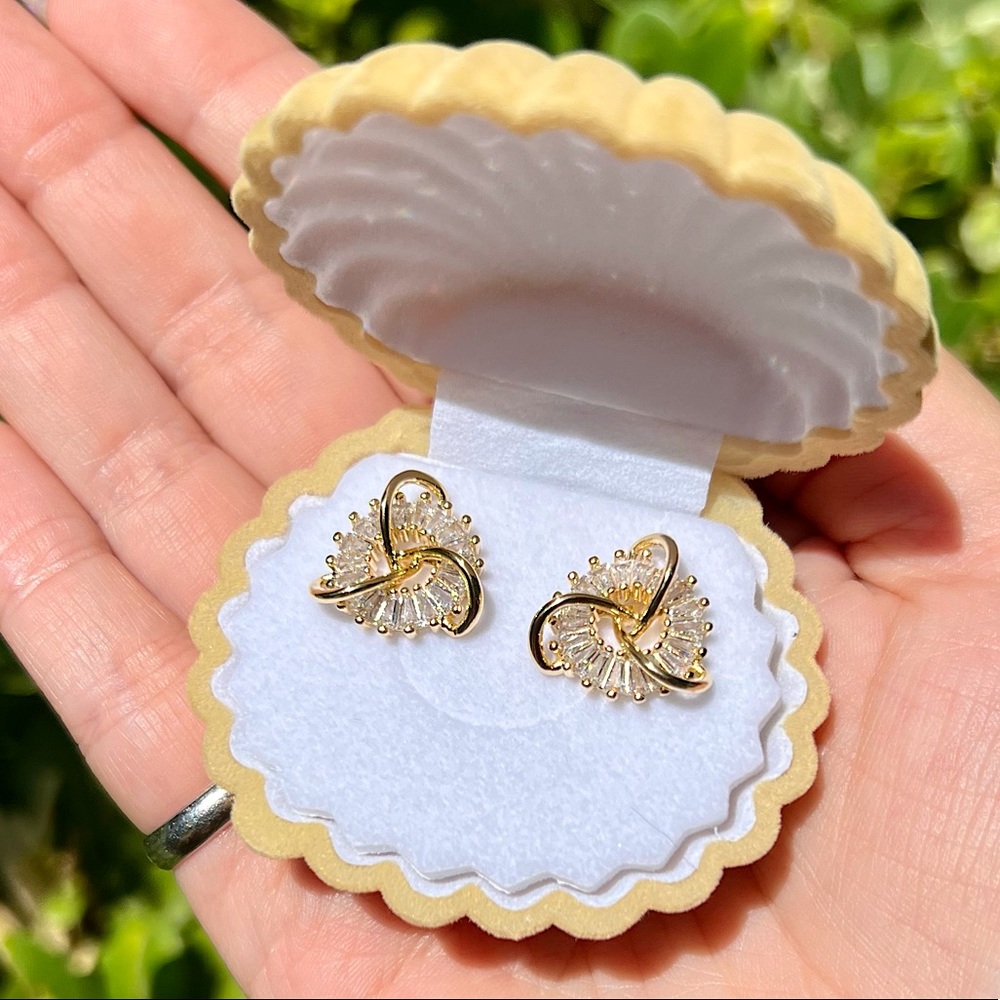 NEW 14k Gold Plated Baguette Diamond Eternity Earrings in Velvet Venus Shell